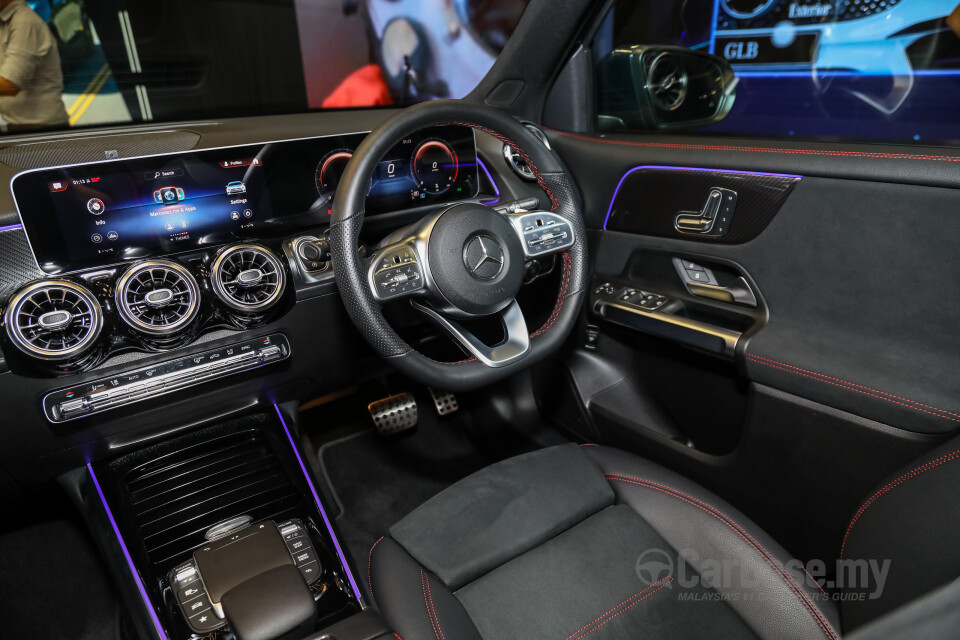 Mercedes-Benz SLC R172 Facelift (2016) Interior