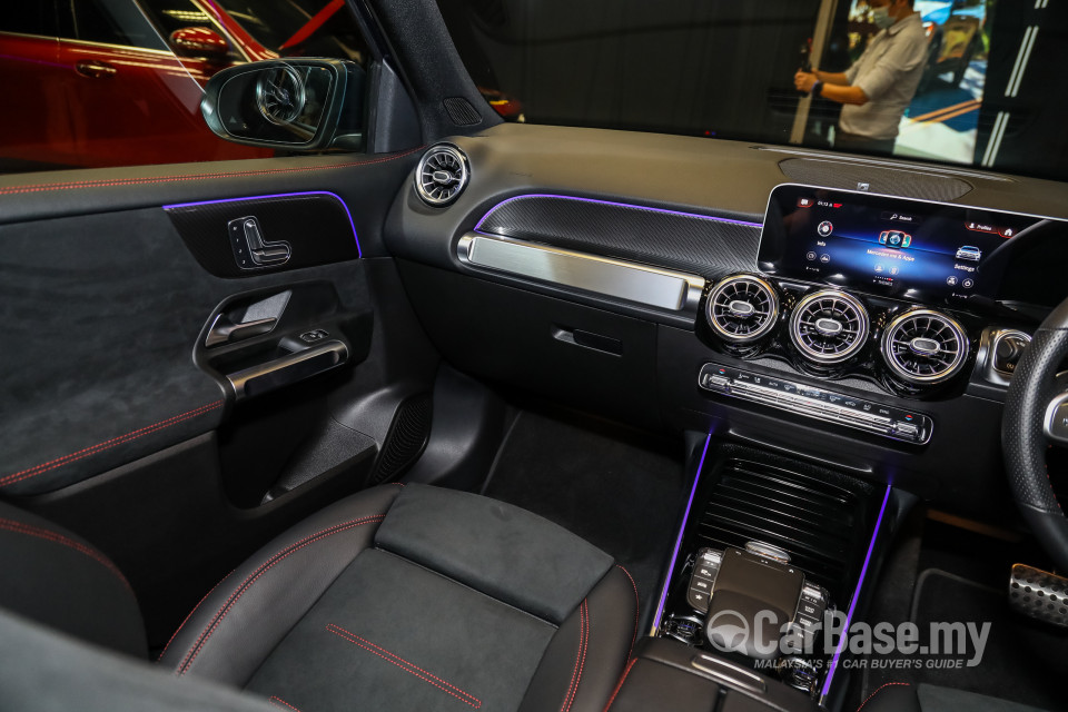 Mercedes-Benz GLB X247 (2020) Interior