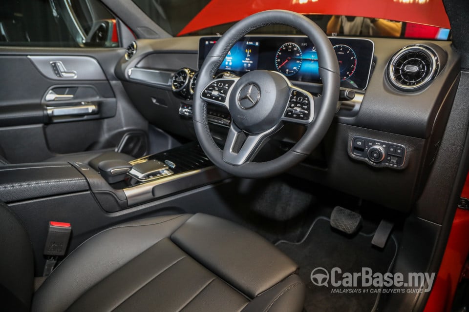 Mercedes-Benz GLB X247 (2020) Interior