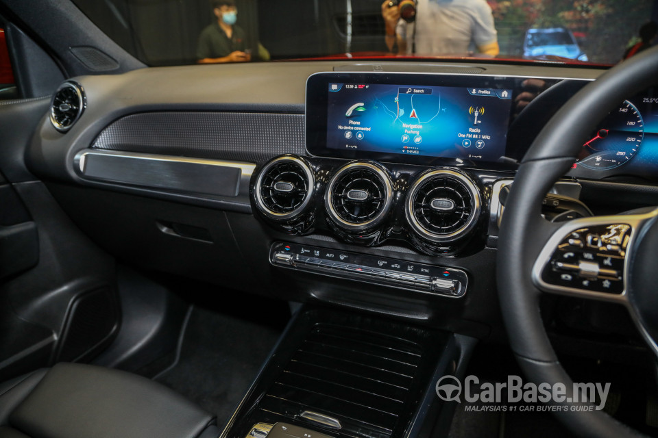 Mercedes-Benz GLB X247 (2020) Interior