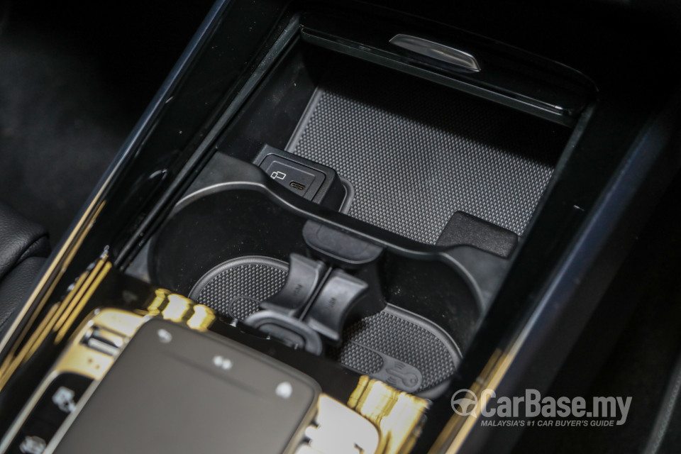 Mercedes-Benz GLB X247 (2020) Interior