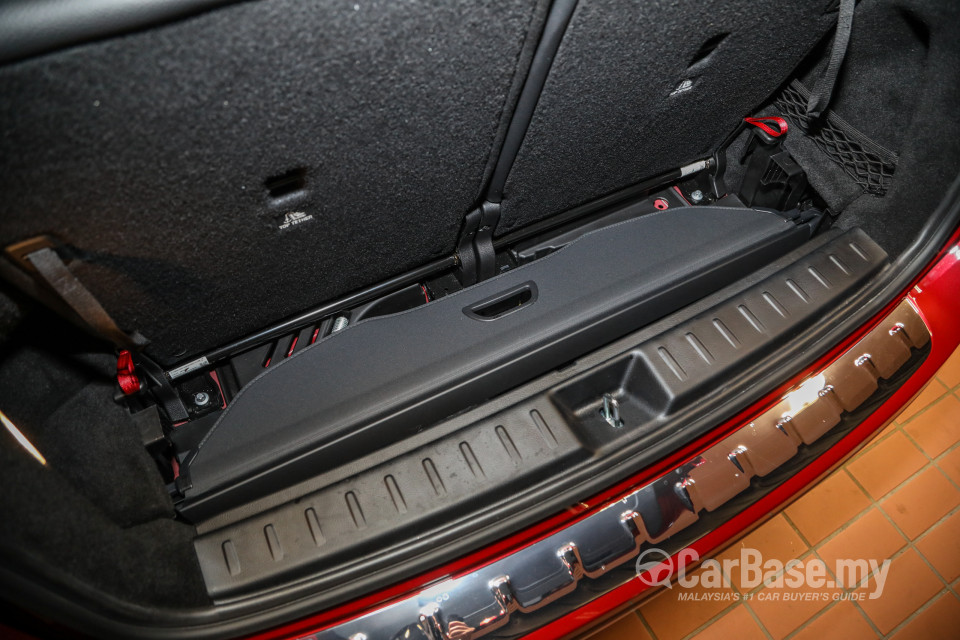 Mercedes-Benz GLB X247 (2020) Interior
