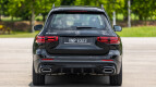 Mercedes-Benz GLB Exterior photo