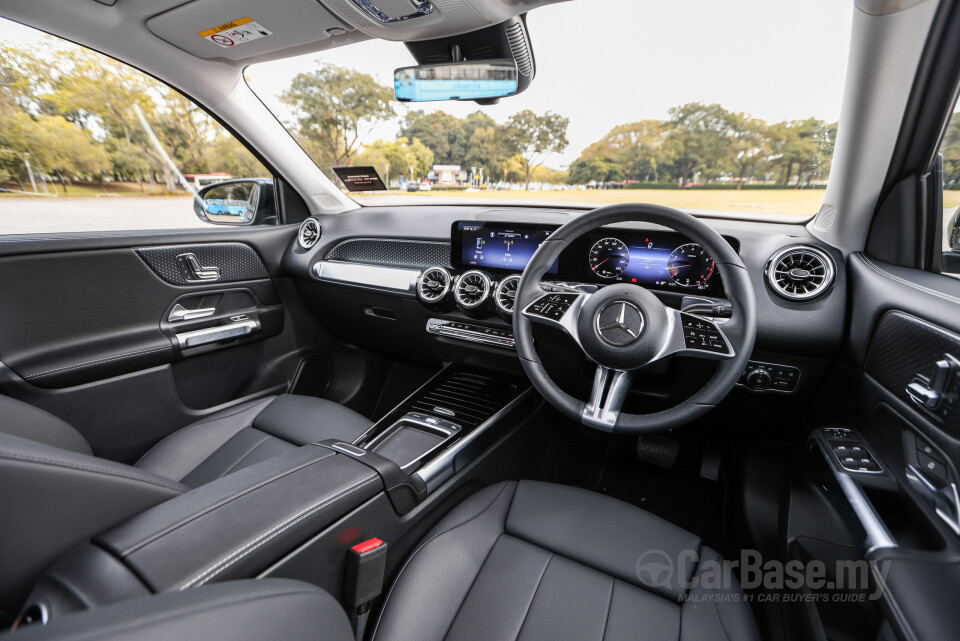 Mercedes-Benz GLB X247 Facelift (2024) Interior