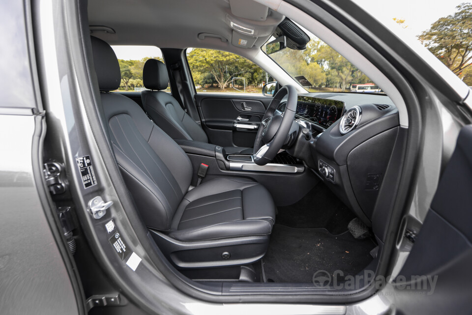 Mercedes-Benz GLB X247 Facelift (2024) Interior