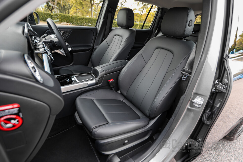 Mercedes-Benz GLB X247 Facelift (2024) Interior