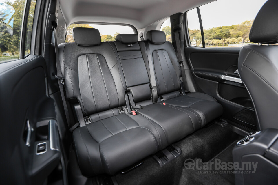 Mercedes-Benz GLB X247 Facelift (2024) Interior