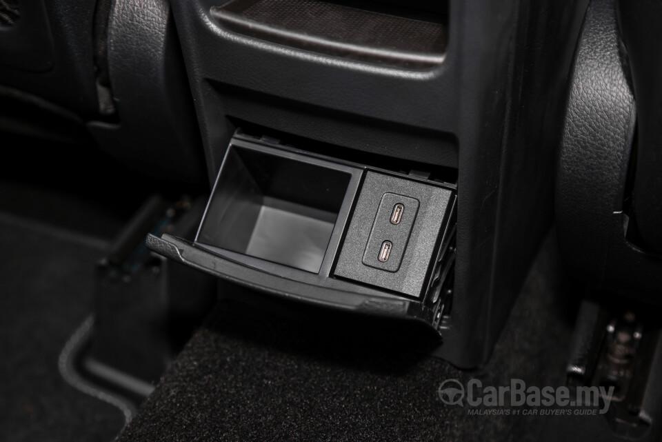 Mercedes-Benz GLB X247 Facelift (2024) Interior