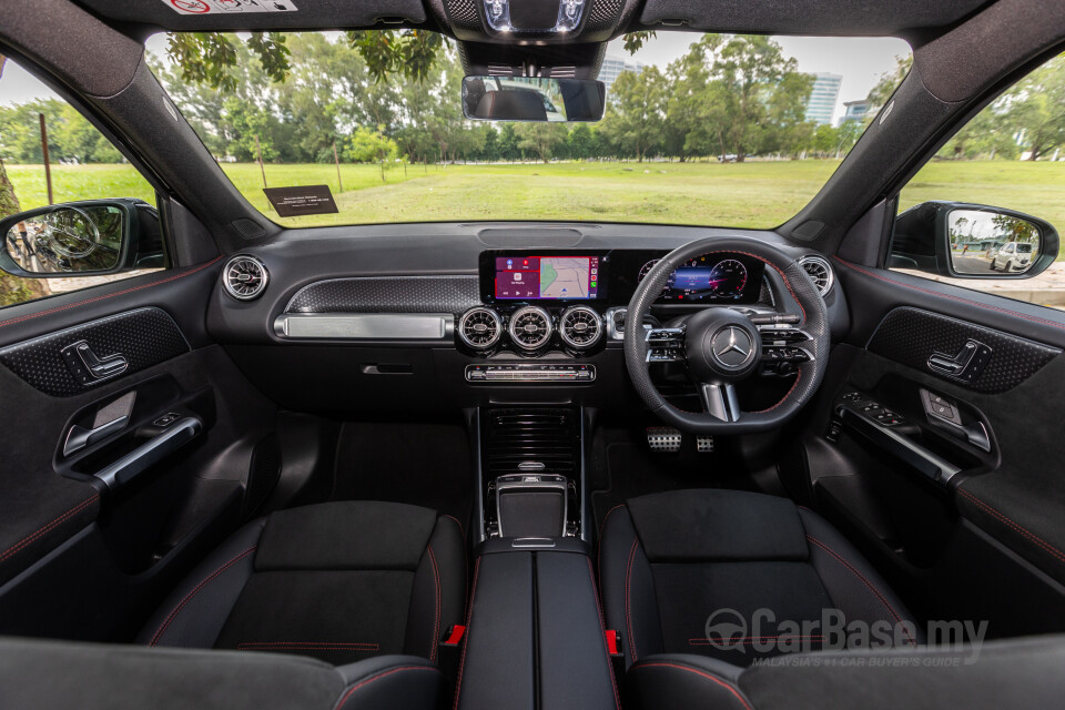Mercedes-Benz GLB X247 Facelift (2024) Interior