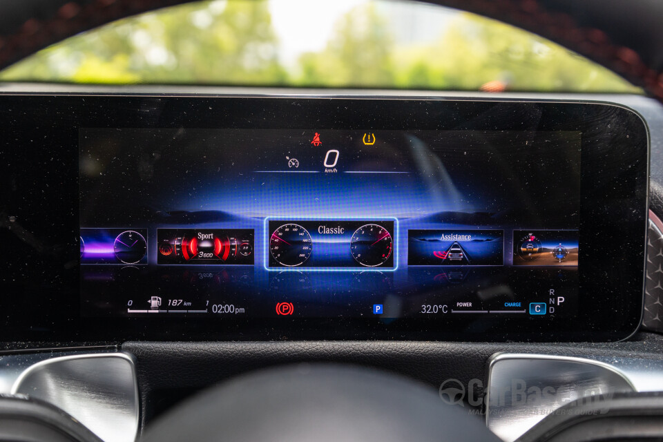 Mercedes-Benz GLB X247 Facelift (2024) Interior