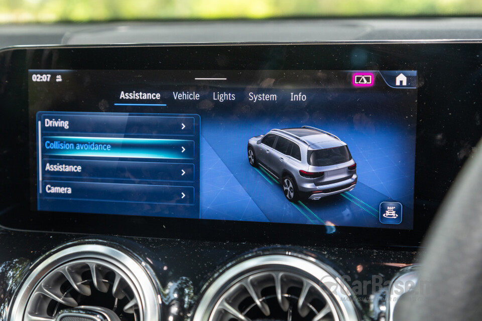 Mercedes-Benz GLB X247 Facelift (2024) Interior