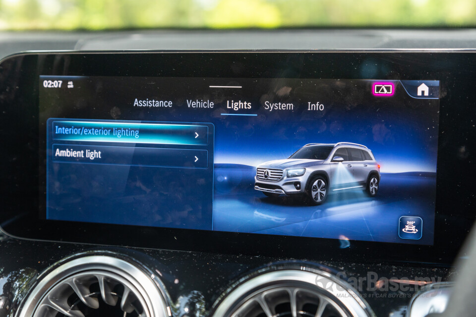 Mercedes-Benz GLB X247 Facelift (2024) Interior