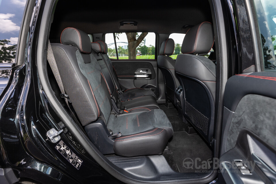 Mercedes-Benz GLB X247 Facelift (2024) Interior