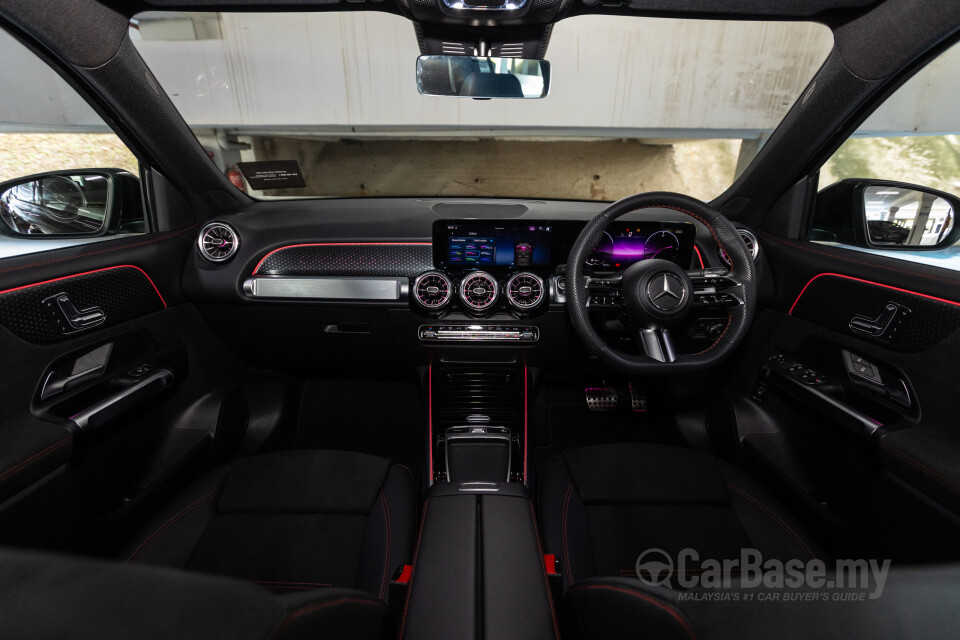 Mercedes-Benz GLB X247 Facelift (2024) Interior
