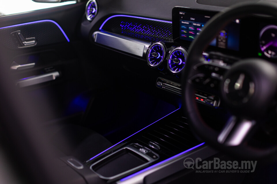 Mercedes-Benz GLB X247 Facelift (2024) Interior