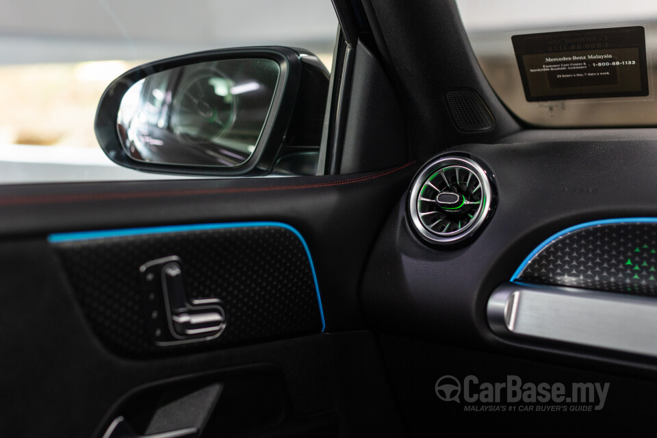 Mercedes-Benz GLB X247 Facelift (2024) Interior