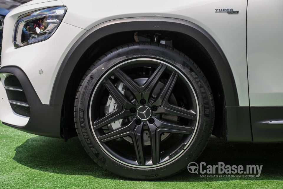 Mercedes-Benz AMG GLB X247 (2020) Exterior