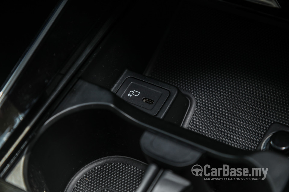Mercedes-Benz AMG GLB X247 (2020) Interior