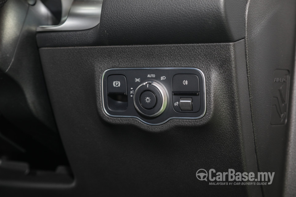 Mercedes-Benz AMG GLB X247 (2020) Interior
