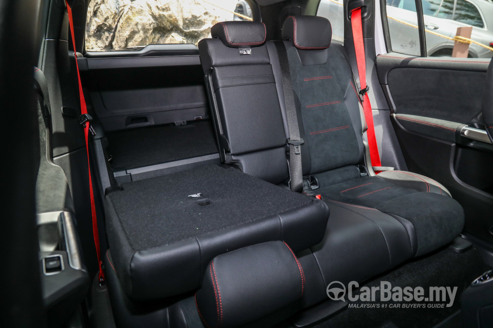 Mercedes-Benz AMG GLB X247 (2020) Interior