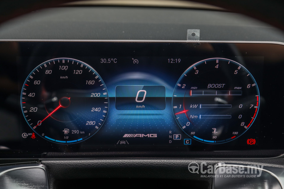 Mercedes-Benz AMG GLB X247 (2020) Interior