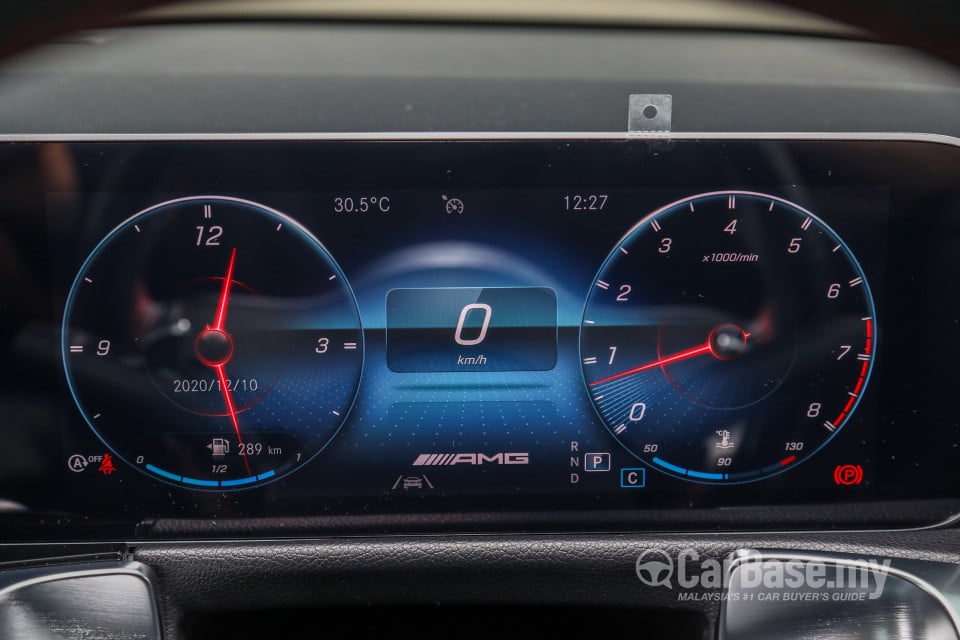 Mercedes-Benz AMG GLB X247 (2020) Interior