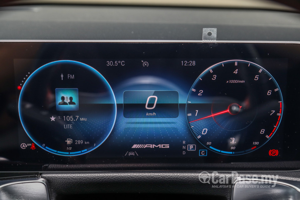 Mercedes-Benz AMG GLB X247 (2020) Interior