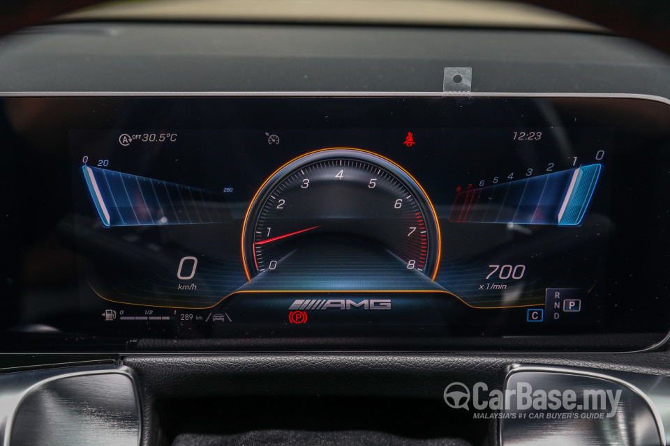 Mercedes-Benz AMG GLB X247 (2020) Interior