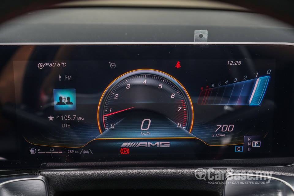 Mercedes-Benz AMG GLB X247 (2020) Interior