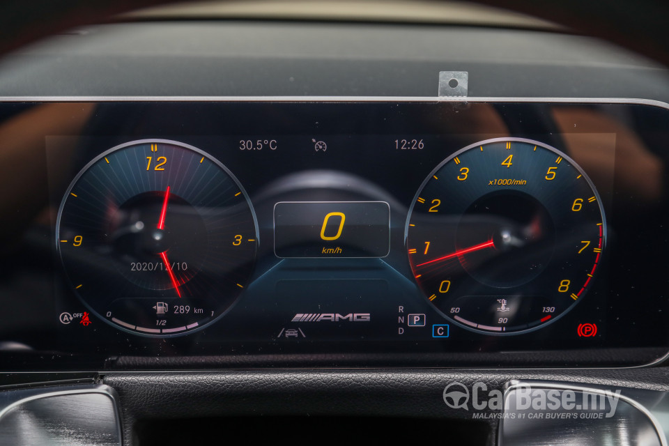 Mercedes-Benz AMG GLB X247 (2020) Interior