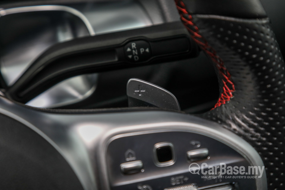 Mercedes-Benz AMG GLB X247 (2020) Interior