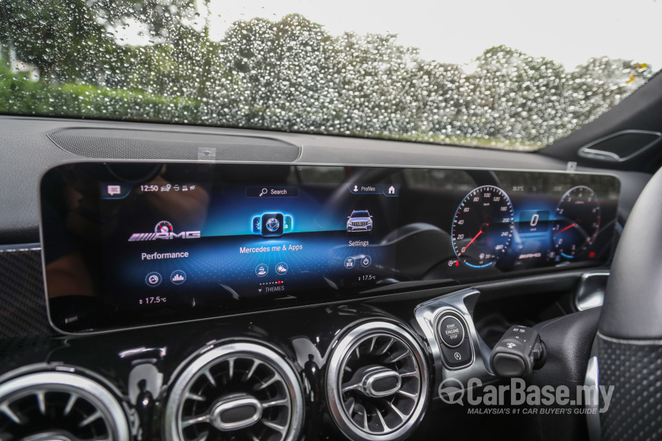 Mercedes-Benz AMG GLB X247 (2020) Interior