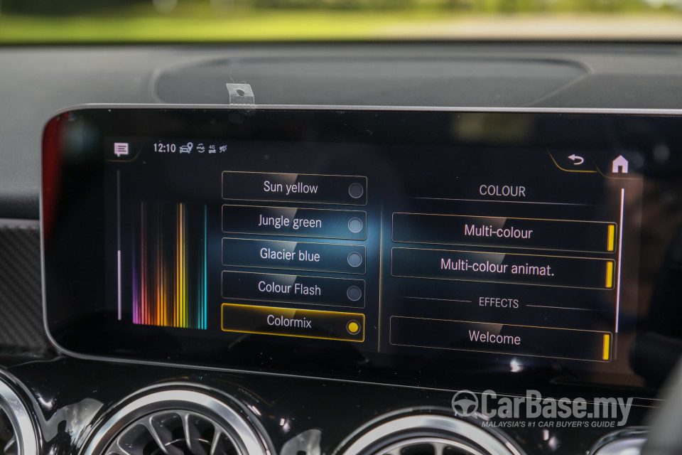 Mercedes-Benz AMG GLB X247 (2020) Interior