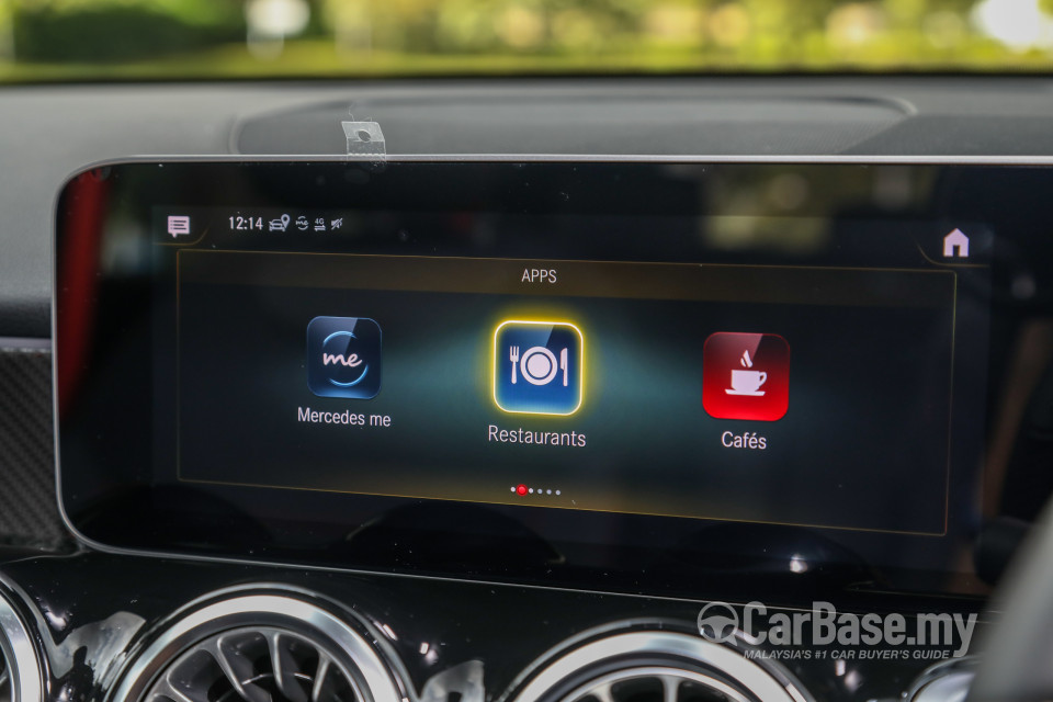 Mercedes-Benz AMG GLB X247 (2020) Interior