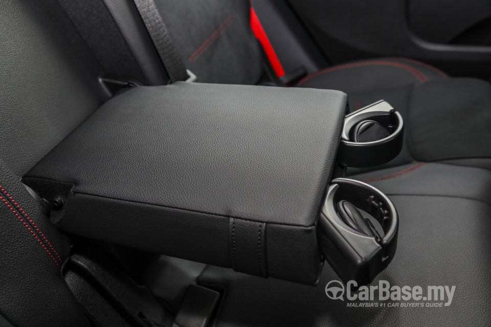 Mercedes-Benz AMG GLB X247 (2020) Interior