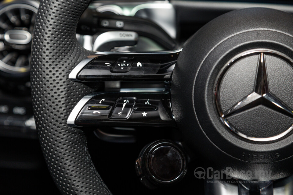 Mercedes-Benz AMG GLB X247 Facelift (2024) Interior