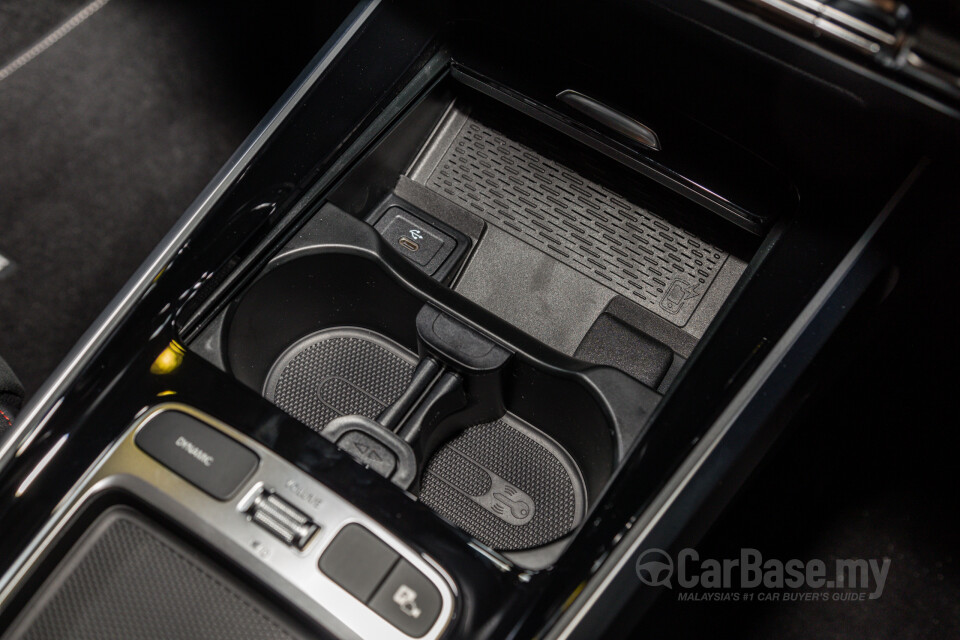 Mercedes-Benz AMG GLB X247 Facelift (2024) Interior