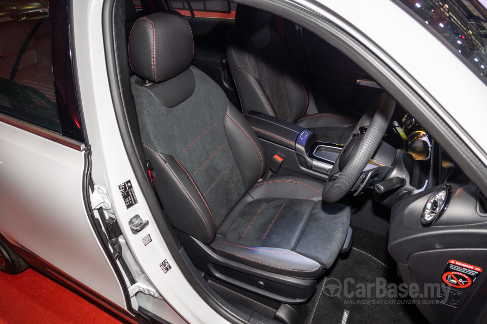 Mercedes-Benz AMG GLB X247 Facelift (2024) Interior