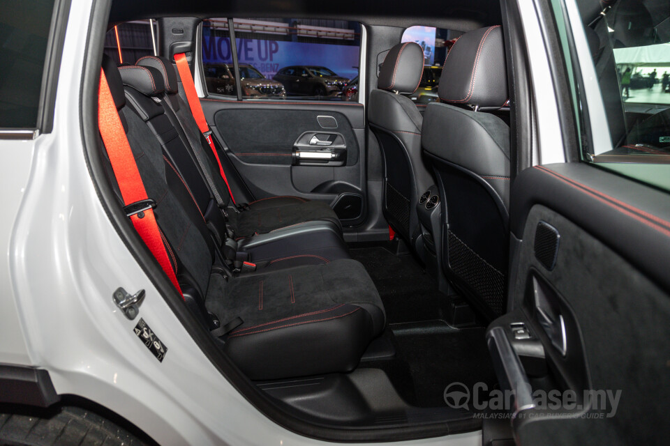 Mercedes-Benz AMG GLB X247 Facelift (2024) Interior