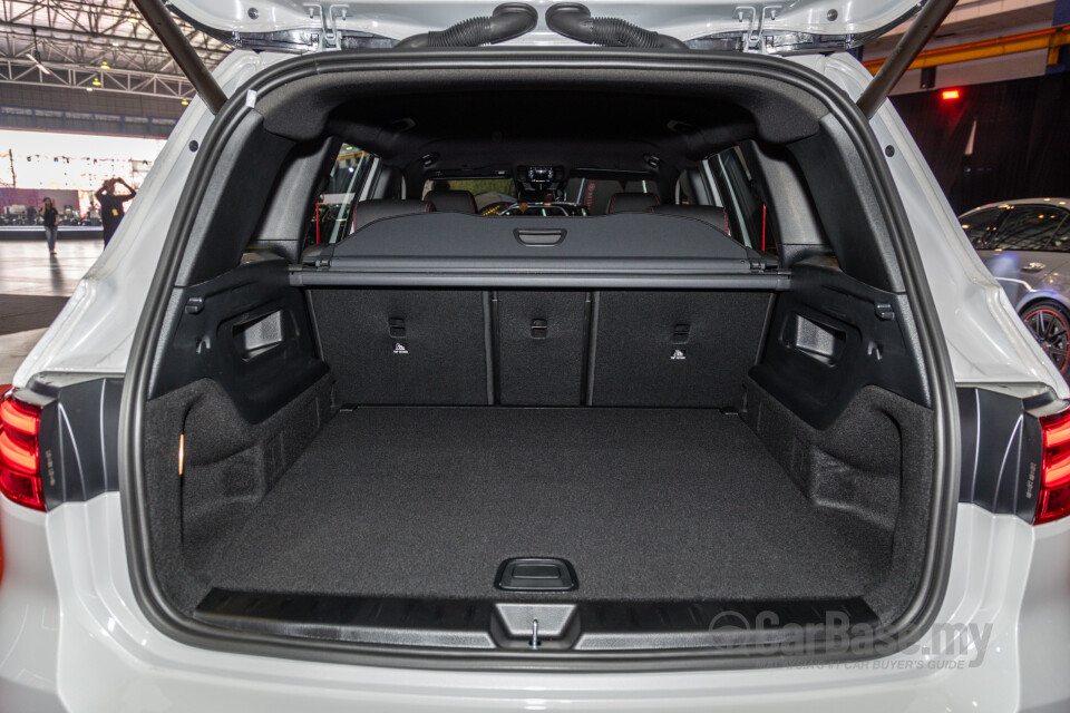 Mercedes-Benz AMG GLB X247 Facelift (2024) Interior