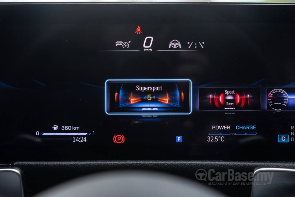 Mercedes-Benz AMG GLB X247 Facelift (2024) Interior