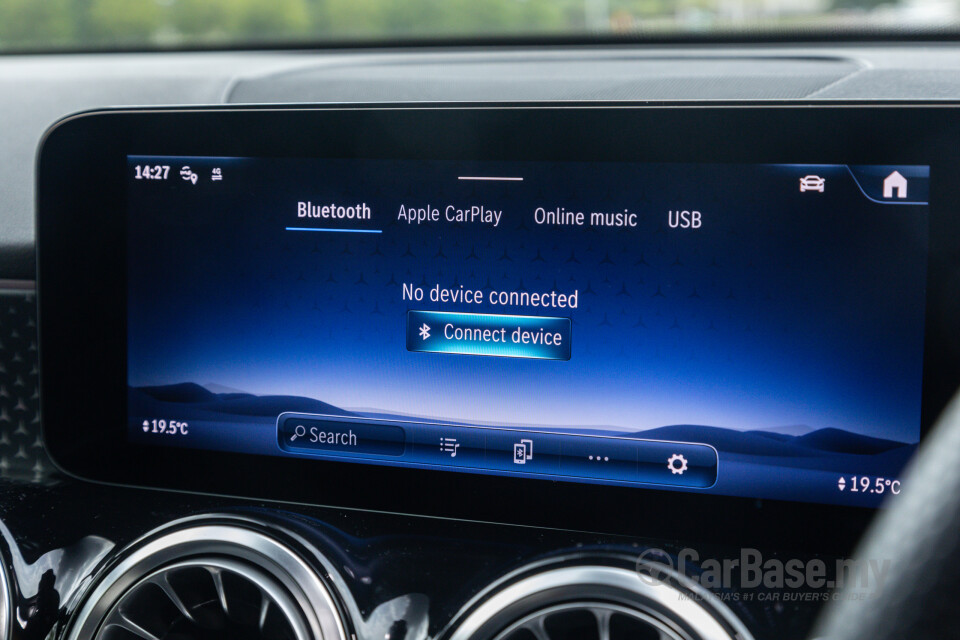 Mercedes-Benz AMG GLB X247 Facelift (2024) Interior
