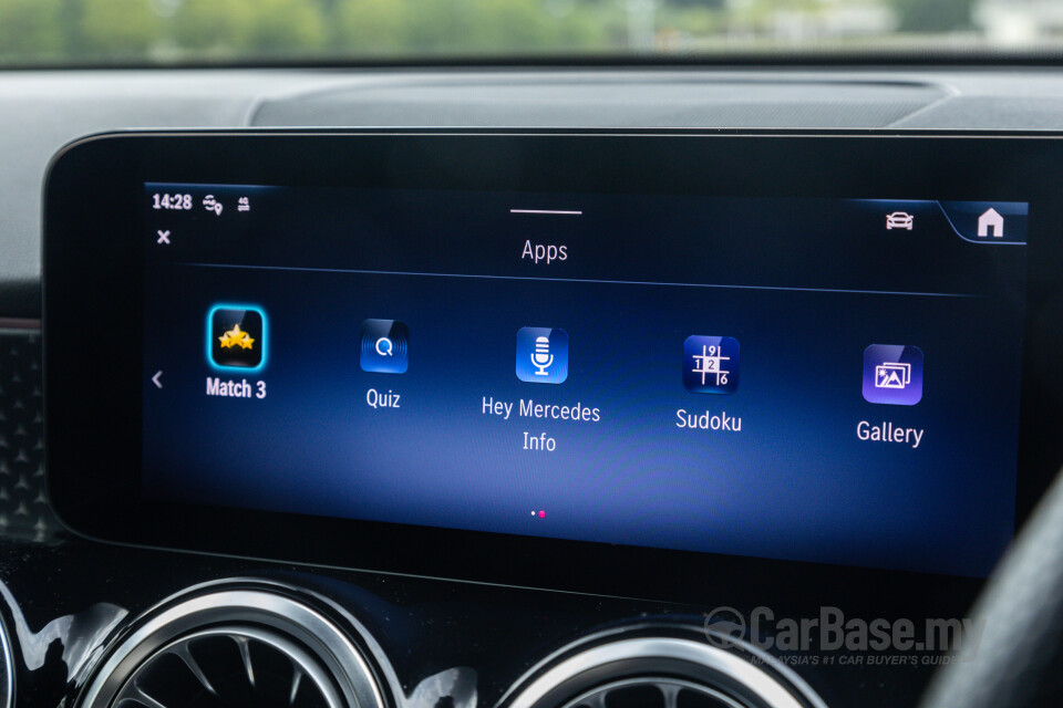 Mercedes-Benz AMG GLB X247 Facelift (2024) Interior