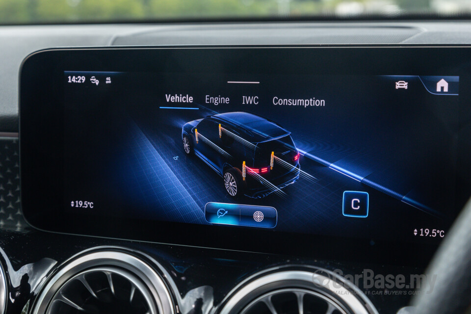 Mercedes-Benz AMG GLB X247 Facelift (2024) Interior