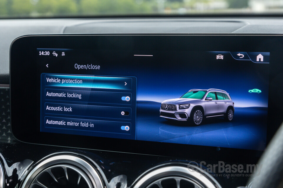 Mercedes-Benz AMG GLB X247 Facelift (2024) Interior
