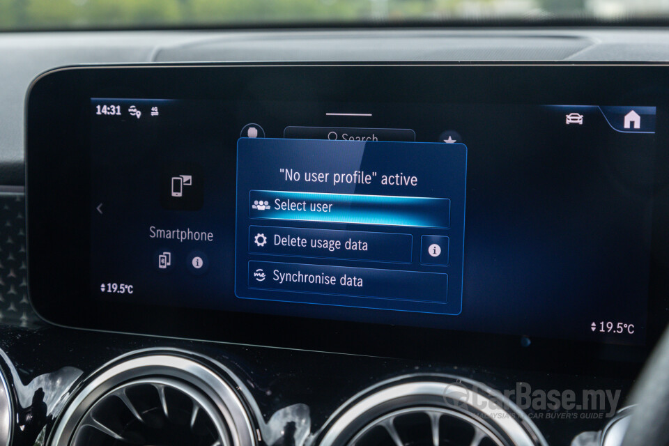 Mercedes-Benz AMG GLB X247 Facelift (2024) Interior