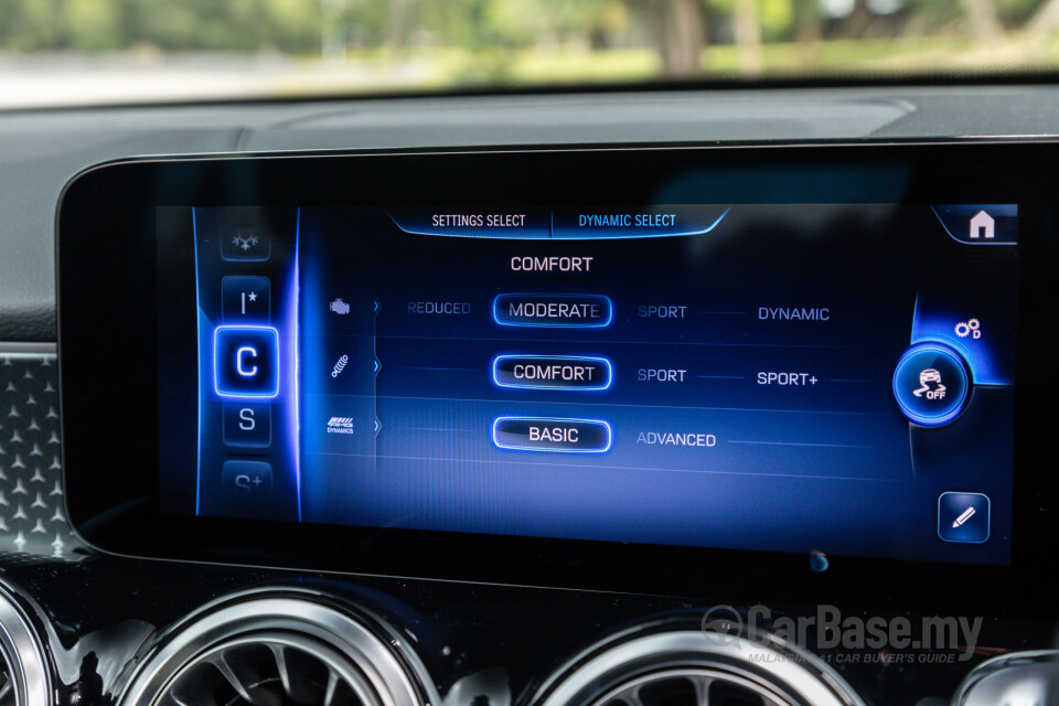 Mercedes-Benz AMG GLB X247 Facelift (2024) Interior