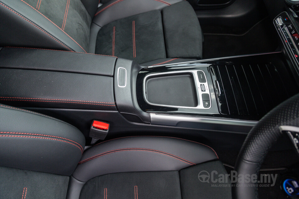 Mercedes-Benz AMG GLB X247 Facelift (2024) Interior