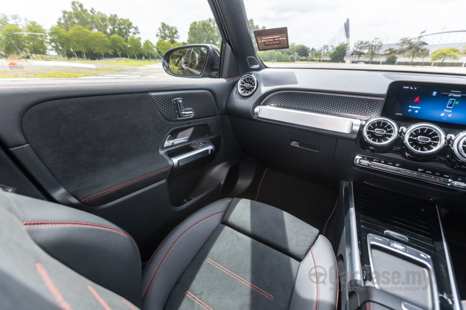 Mercedes-Benz AMG GLB X247 Facelift (2024) Interior
