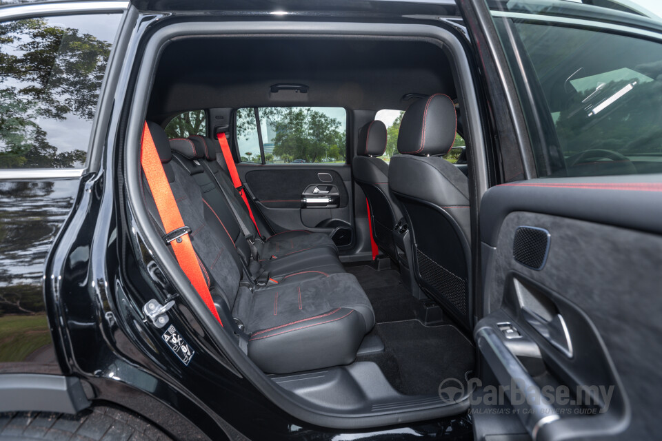 Mercedes-Benz AMG GLB X247 Facelift (2024) Interior